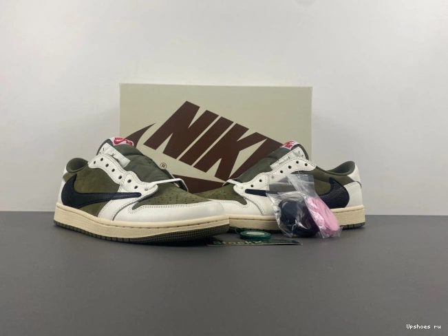 RETRO  SP JORDAN  OG 1 LOW DM7866-200 TRAVIS SCOTT 0902